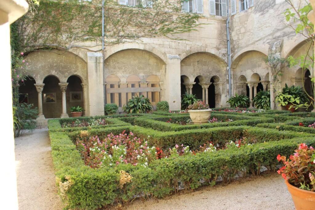 Le Mas De Lucien Entre Arles, Nimes, Avignon. Beaucaire (Gard) Exterior foto